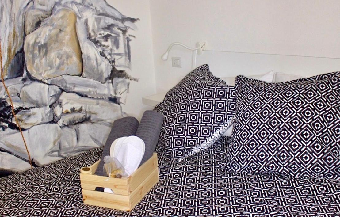 Bedandclimbing Hotel Baunei Luaran gambar