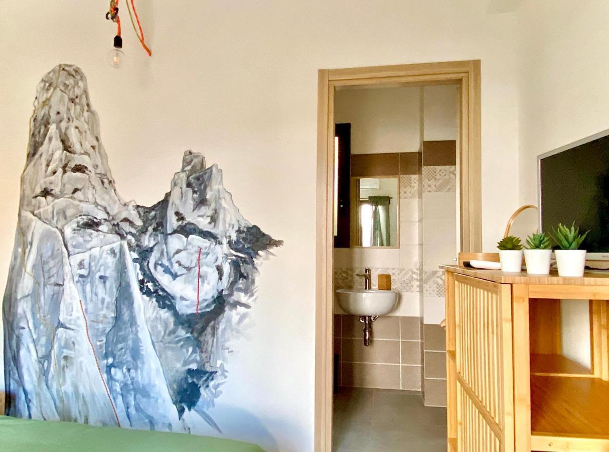 Bedandclimbing Hotel Baunei Luaran gambar