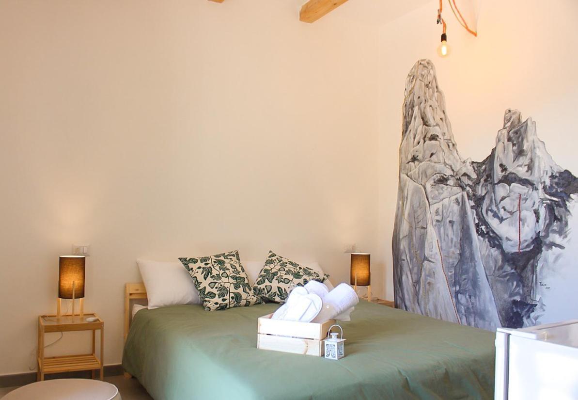 Bedandclimbing Hotel Baunei Luaran gambar